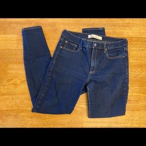 GAP True Skinny 30R